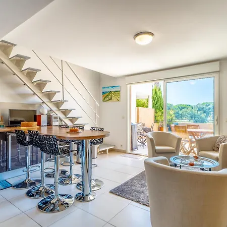 Apartment Evasion En Mediterranee *